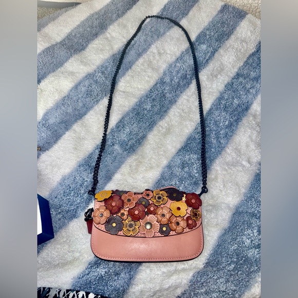 Coach Black Chain Strap - Picture 3 of 3